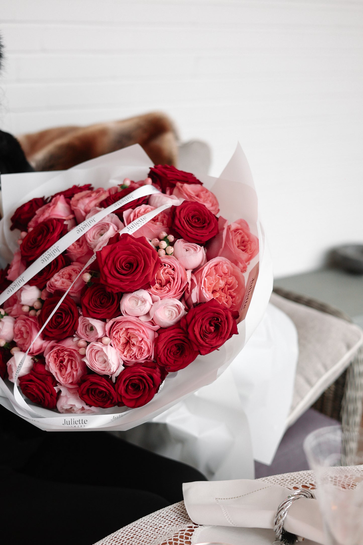 pink roses delivery