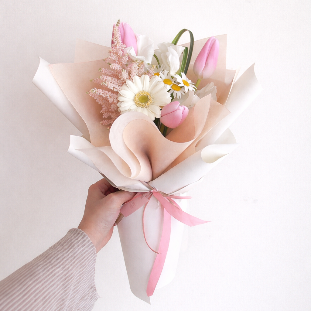 small bouquet hamburg order